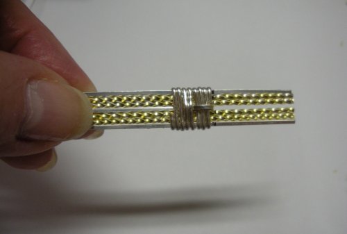 Judy Larson's Two-tone Beaded Bangle - , Classic Wire Jewelry, Wire Wrapping, Wrapping, Wire Wrapping Jewelry, trim and press flat